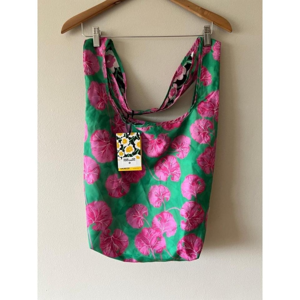 Diane von Furstenberg for Target Poppy and Geranium Reversible Reusable Bag NWT